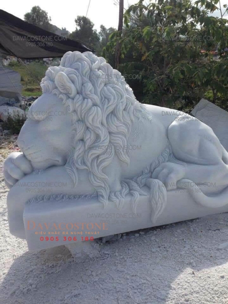tượng sư tử bằng đá